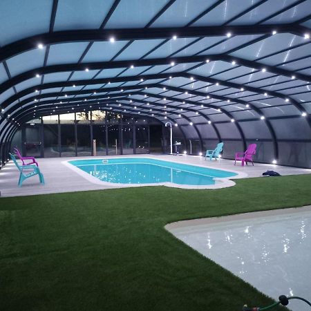 Camping " Le Grun De Chignore" Vollore-Ville Eksteriør bilde