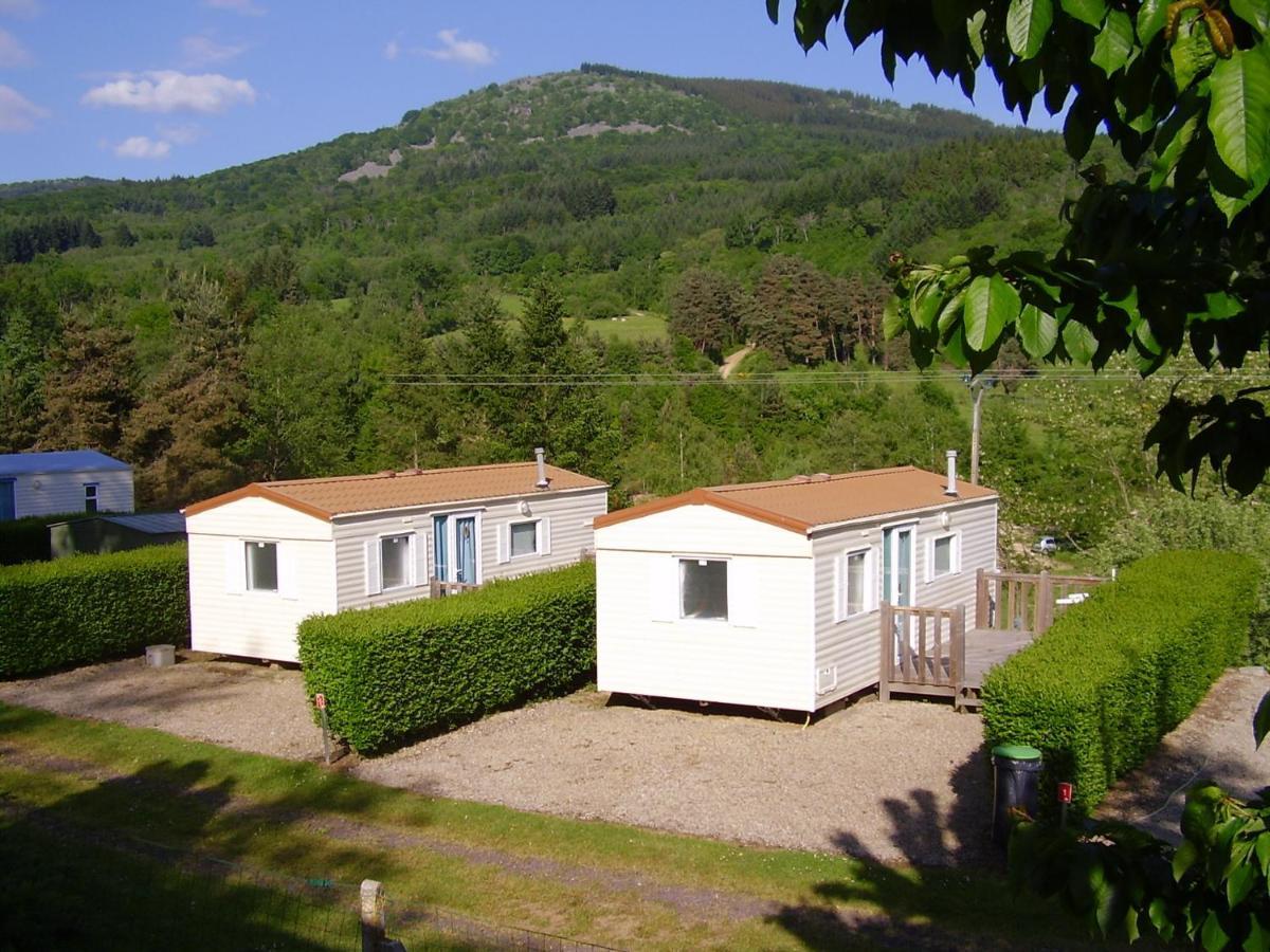 Camping " Le Grun De Chignore" Vollore-Ville Rom bilde
